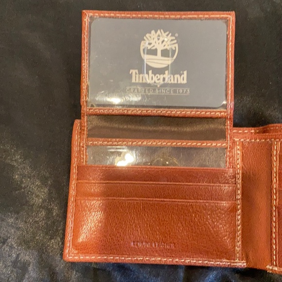 🍾CLOSET CLEAN OUT ACCEPTING ALL REASONABLE OFFERS🍾 - Picture 7 of 13